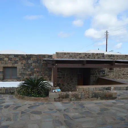 I Dammusi Del Vento San Michele (Pantelleria)